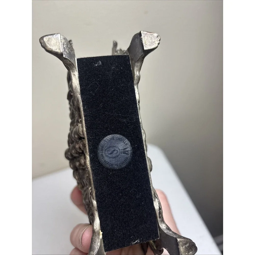 Vntg Silver Plated Napkin Holder w/ Ornate Grape Design by Studio Silversmiths